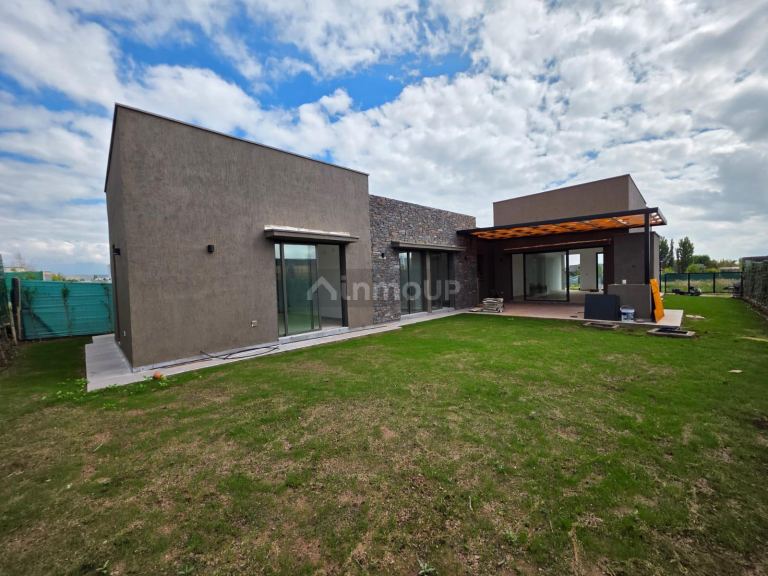 Casa en Venta en Lujan de Cuyo, Mendoza