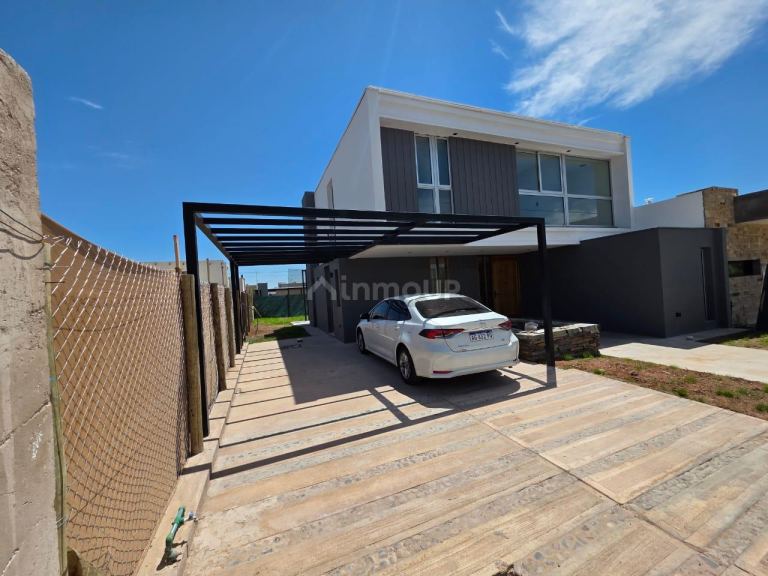 Casa en Alquiler en Lujan de Cuyo, Mendoza