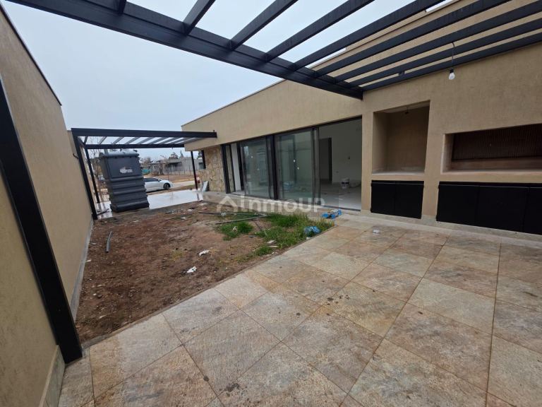 Casa en Venta en Maipu, Mendoza - USD 220.000 | Inmoup - 15