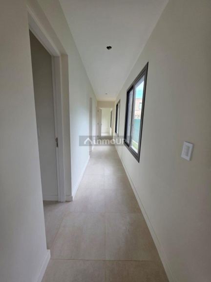 Casa en Venta en Lujan de Cuyo, Mendoza - USD 310.000 | Inmoup - 11