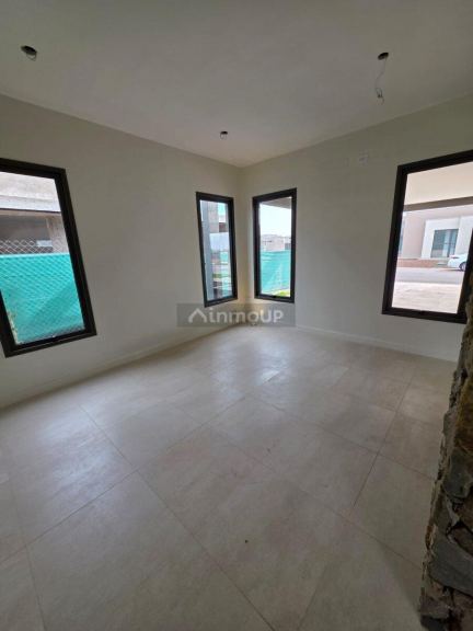 Casa en Venta en Lujan de Cuyo, Mendoza - USD 310.000 | Inmoup - 10
