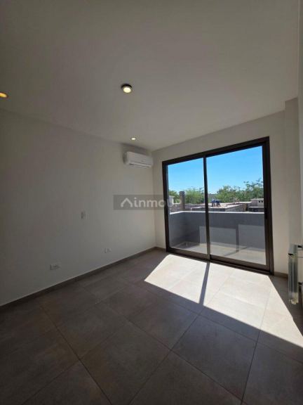Casa en Alquiler en Lujan de Cuyo, Mendoza - USD 1.400 | Inmoup - 18
