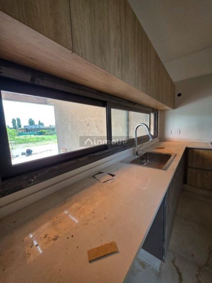 Casa en Venta en Lujan de Cuyo, Mendoza - USD 298.000 | Inmoup - 6