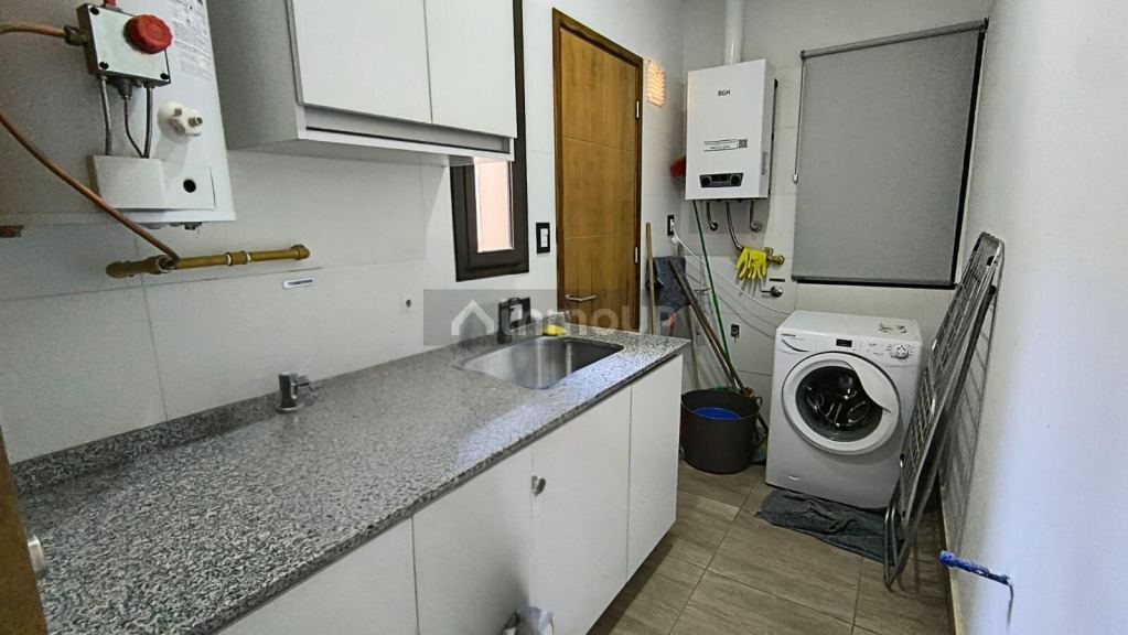 Casa en Venta en Maipu, Mendoza - USD 300.000 | Inmoup - 8