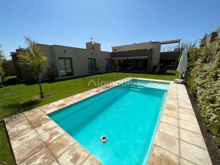 Casa en Venta en Lujan de Cuyo, Mendoza - USD 420.000 | Inmoup - 26