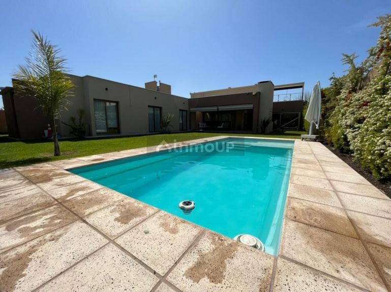 Casa en Venta en Lujan de Cuyo, Mendoza - USD 420.000 | Inmoup - 29