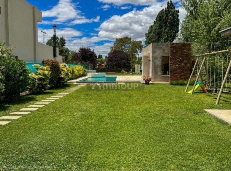 Casa en Venta en Capital, Mendoza