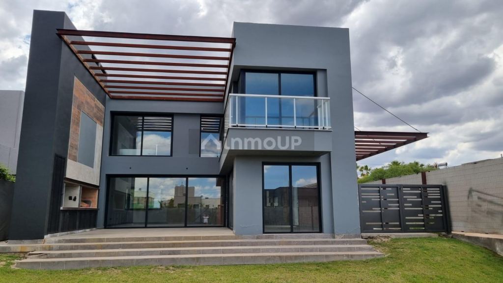 Casa en Alquiler en Godoy Cruz, Mendoza