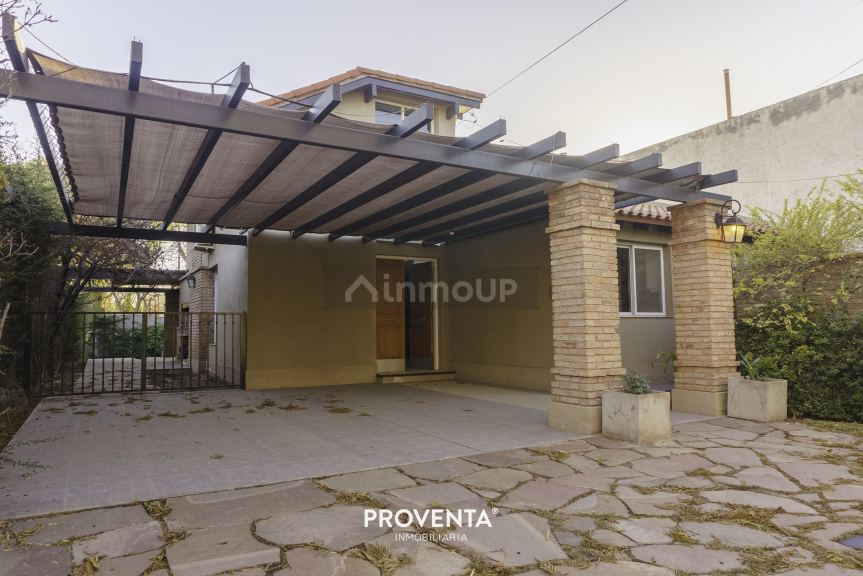 Casa en Venta en Guaymallen, Mendoza