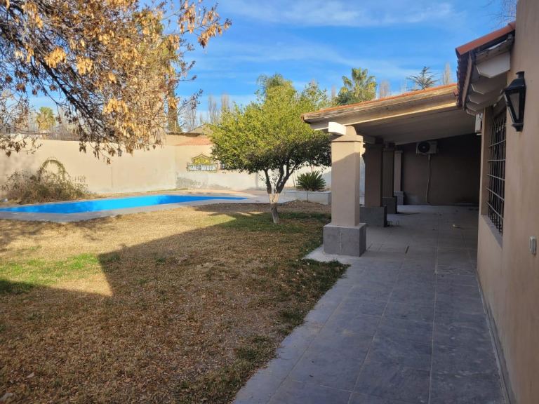 Casa en Venta en Guaymallen, Mendoza