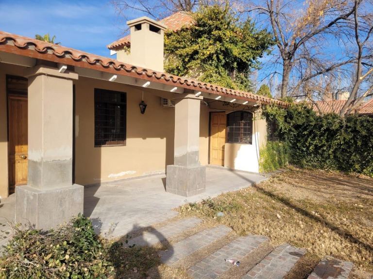 Casa en Venta en Guaymallen, Mendoza