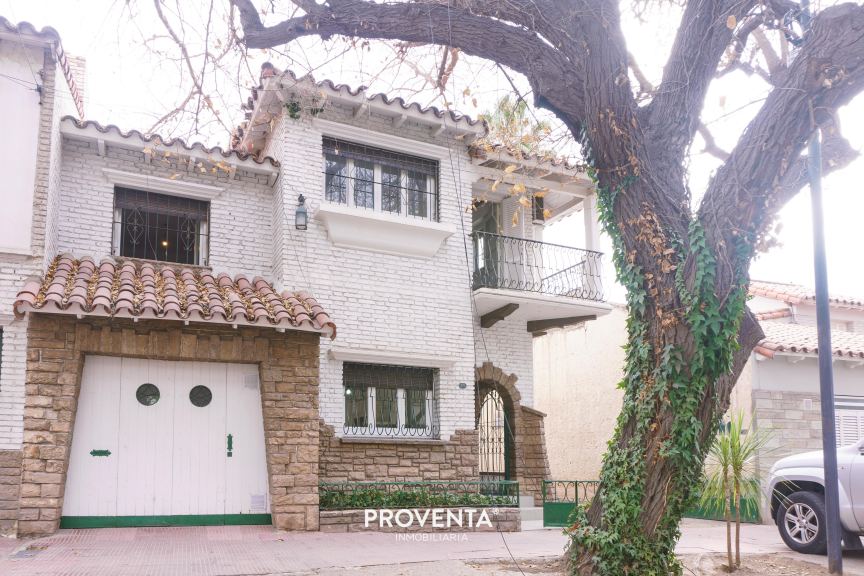 Casa en Venta en Capital, Mendoza