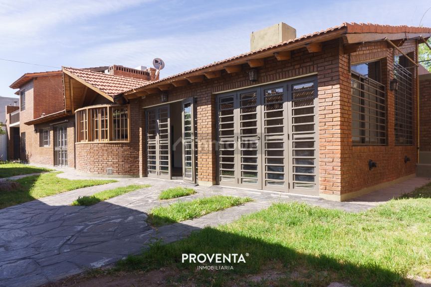 Casa en Venta en Guaymallen, Mendoza