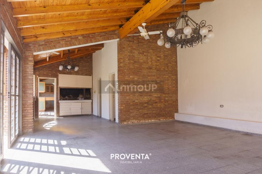Casa en Venta en Guaymallen, Mendoza