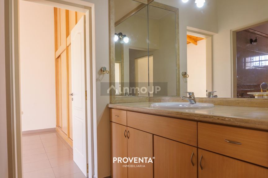 Casa en Venta en Guaymallen, Mendoza