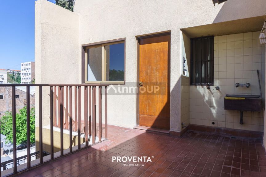 Oficina en Venta en Capital, Mendoza