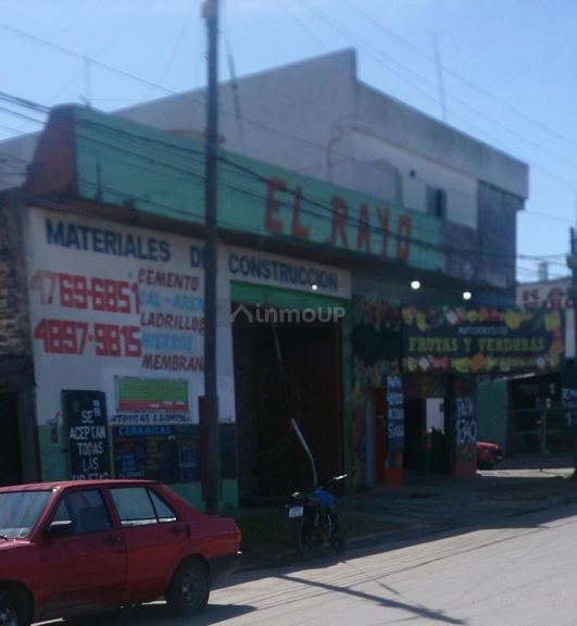 Local Comercial en Alquiler en Tres de Febrero, G.B.A. Zona Oeste