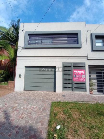 P H en Venta en General San Martin, G.B.A. Zona Norte