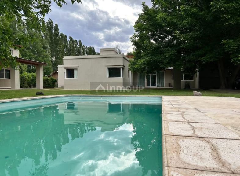 Casa en Venta en Confluencia, Neuquen