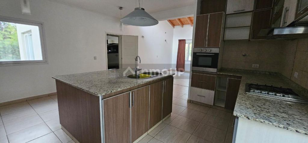 Casa en Venta en Confluencia, Neuquen