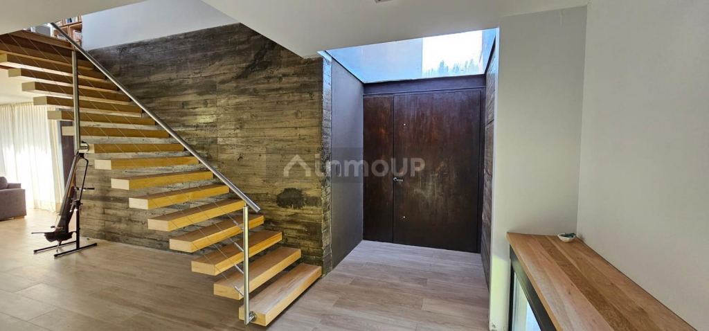 Casa en Alquiler en Neuquen, Neuquen
