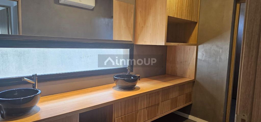 Casa en Alquiler en Neuquen, Neuquen