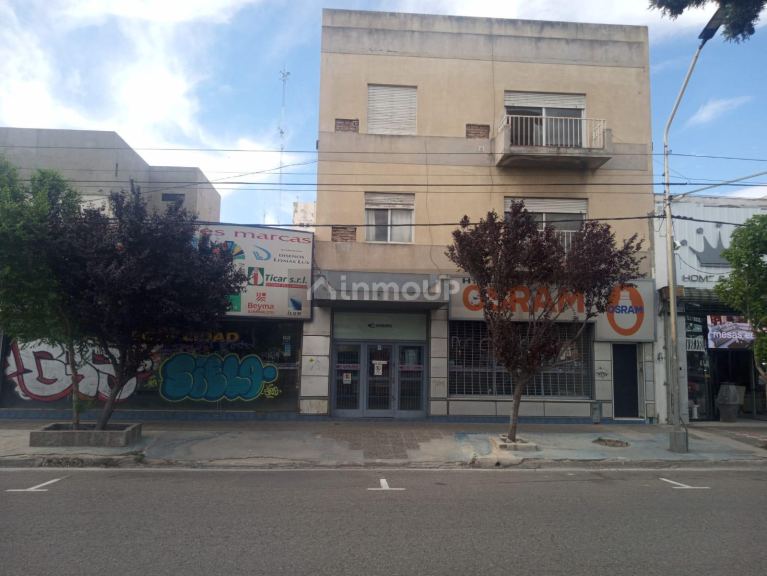 Local Comercial en Alquiler en Confluencia, Neuquen