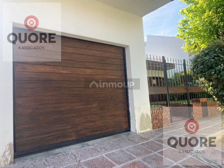 Casa en Venta en Neuquen, Neuquen