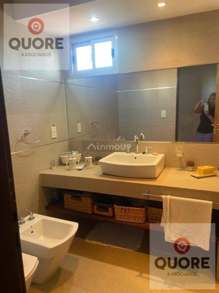 Casa en Venta en Neuquen, Neuquen