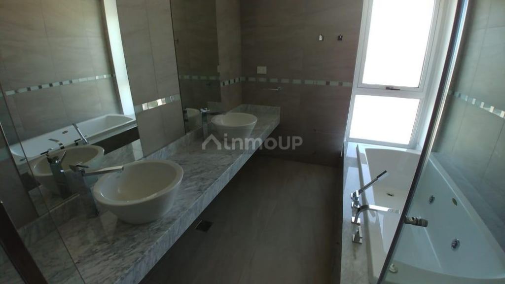 Departamento en Alquiler en Neuquen, Neuquen