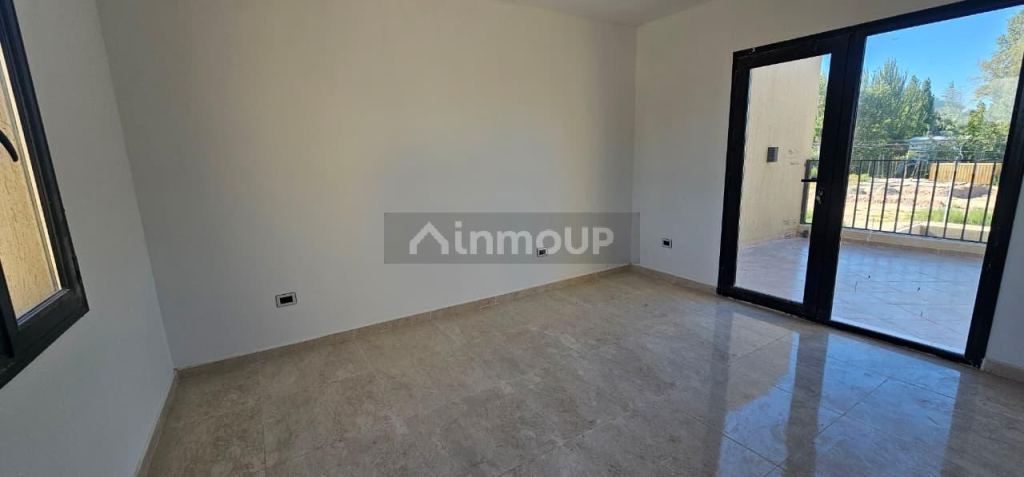 Casa en Venta en Neuquen, Neuquen - USD 345.000 | Inmoup - 22