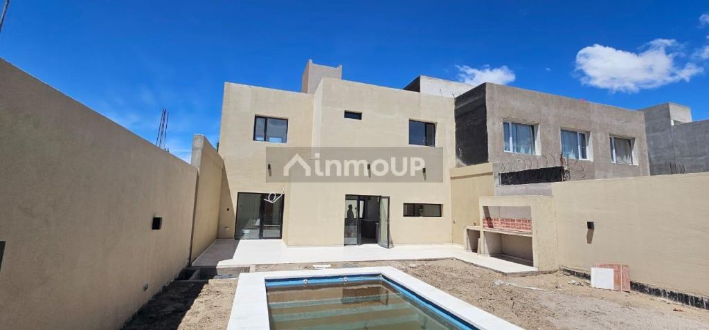 Casa en Venta en Neuquen, Neuquen - USD 345.000 | Inmoup - 34