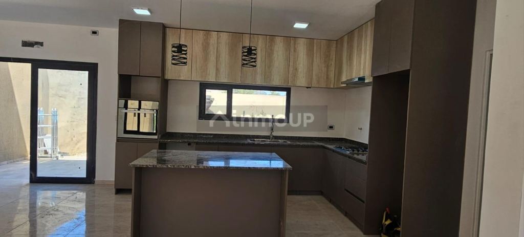Casa en Venta en Neuquen, Neuquen