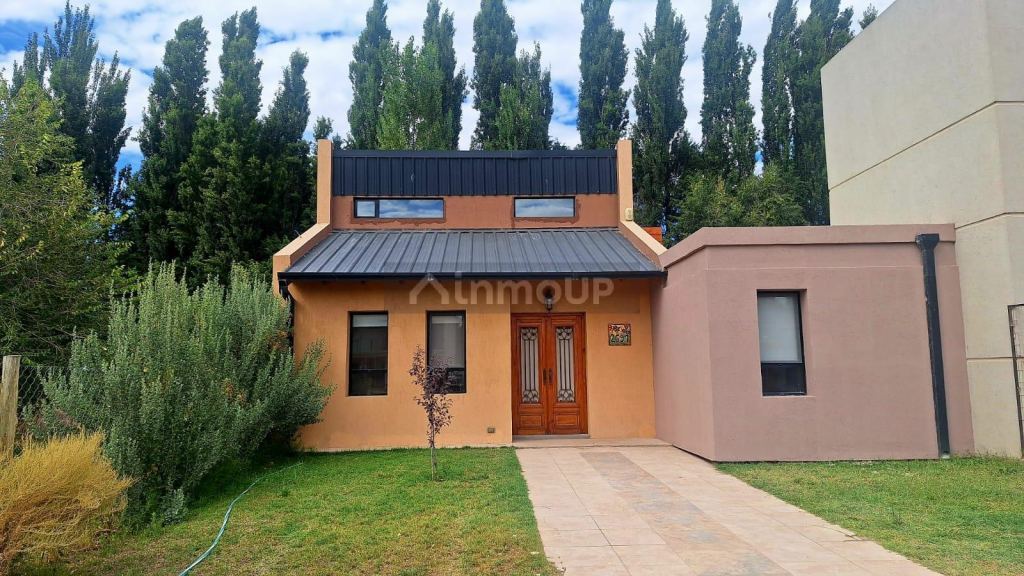 Casa en Alquiler en Neuquen, Neuquen