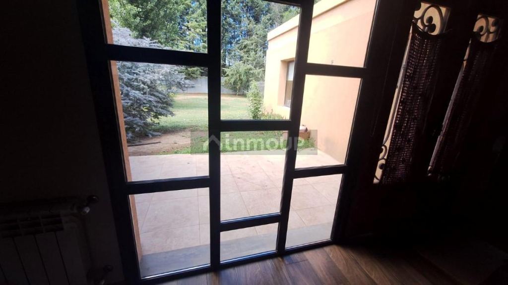 Casa en Alquiler en Neuquen, Neuquen
