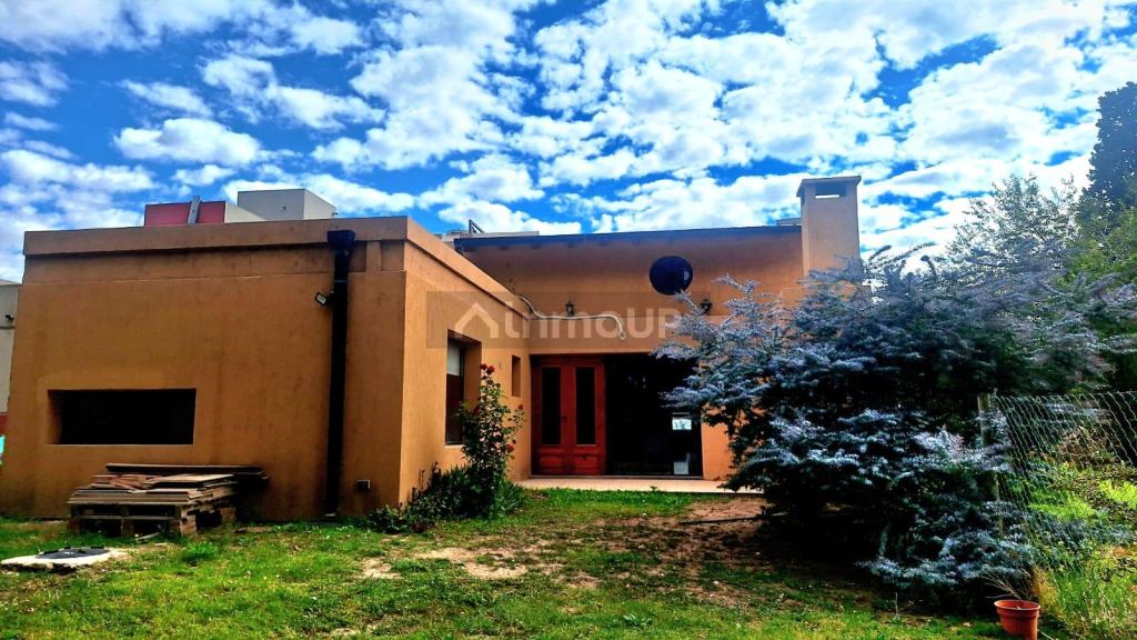 Casa en Alquiler en Neuquen, Neuquen