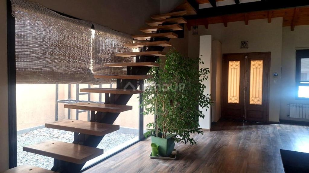 Casa en Alquiler en Neuquen, Neuquen