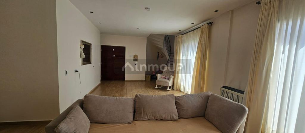 Casa en Venta en Confluencia, Neuquen