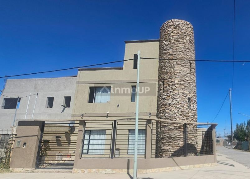 Casa en Venta en Confluencia, Neuquen