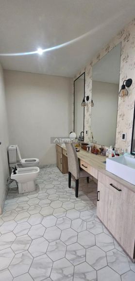 Casa en Venta en Confluencia, Neuquen