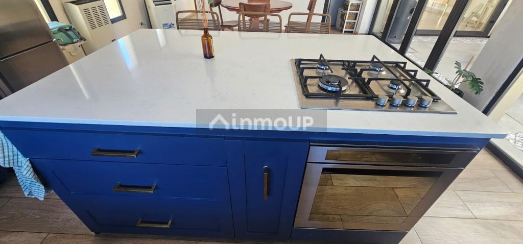 Casa en Venta en Confluencia, Neuquen