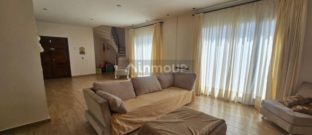 Casa en Venta en Confluencia, Neuquen
