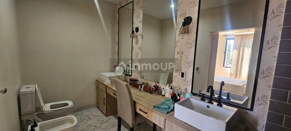Casa en Venta en Confluencia, Neuquen