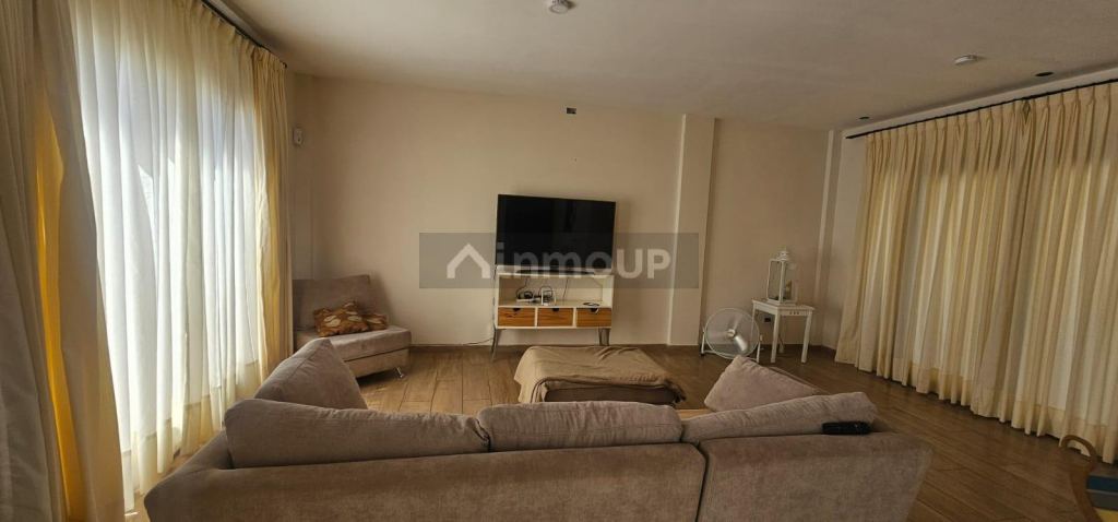 Casa en Venta en Confluencia, Neuquen