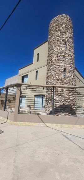 Casa en Venta en Confluencia, Neuquen