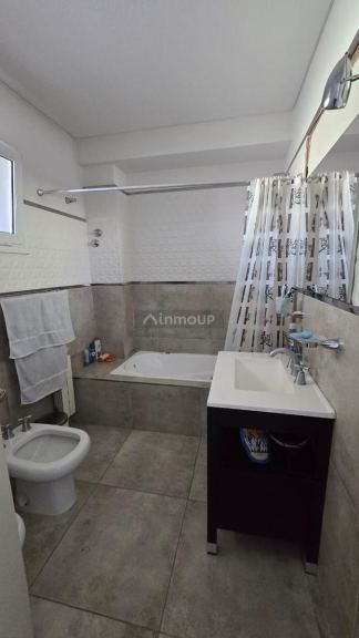 Casa en Venta en General Roca, Rio Negro