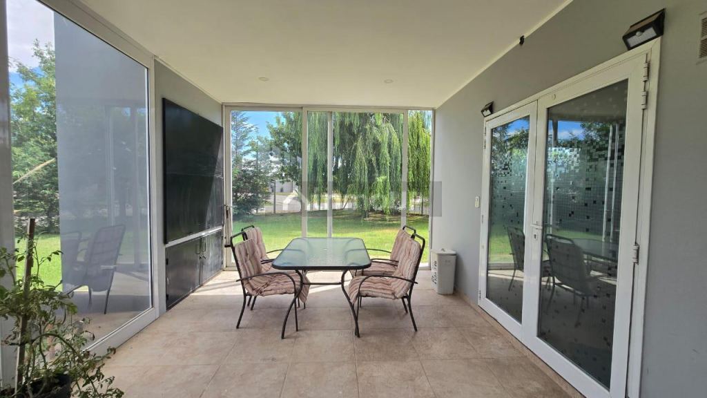 Casa en Venta en General Roca, Rio Negro