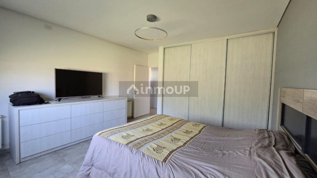 Casa en Venta en General Roca, Rio Negro