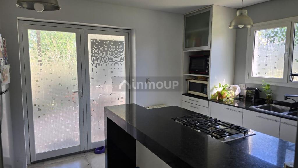 Casa en Venta en General Roca, Rio Negro