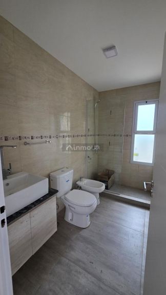 Casa en Alquiler en Confluencia, Neuquen